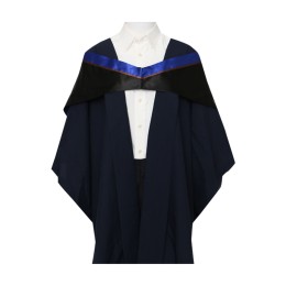設計深藍色披巾畢業袍      量身訂製純黑色衫身畢業袍      香港理工大學護理碩士       碩士畢業袍     畢業袍生產商  PolyU  DA552 設計深藍色披巾畢業袍      量身訂製純黑色衫身畢業袍      香港理工大學護理碩士       碩士畢業袍     畢業袍生產商  PolyU  DA552